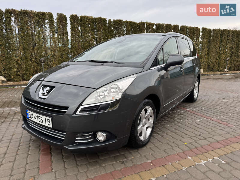 Микровэн Peugeot 5008 2011 в Дунаевцах