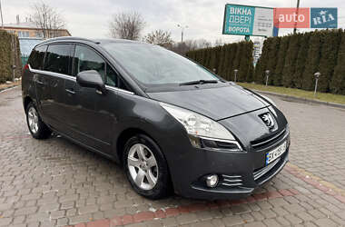 Микровэн Peugeot 5008 2011 в Дунаевцах