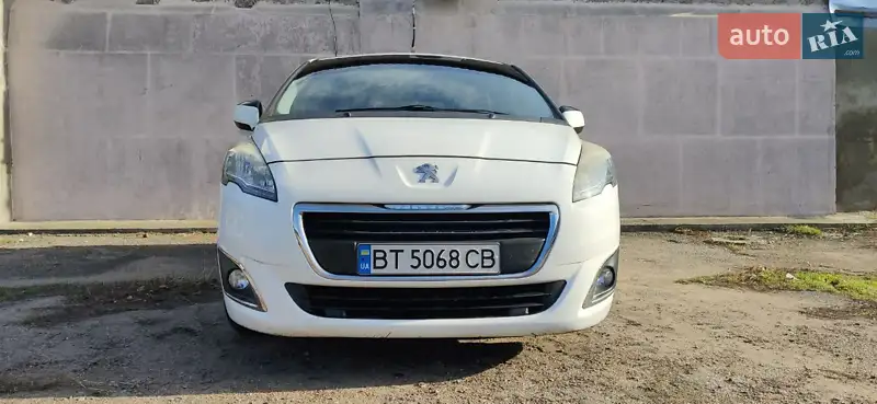 Peugeot 5008 2014