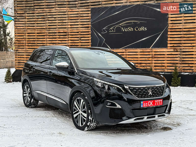 Внедорожник / Кроссовер Peugeot 5008 2017 в Бродах