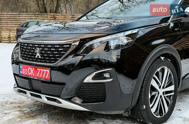 Внедорожник / Кроссовер Peugeot 5008 2017 в Бродах