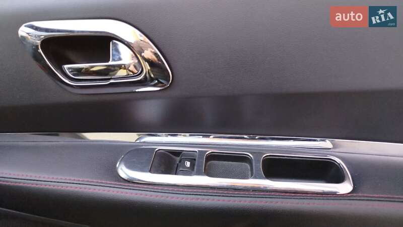 Микровэн Peugeot 5008 2012 в Житомире