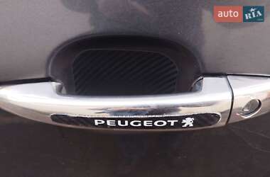 Микровэн Peugeot 5008 2012 в Житомире