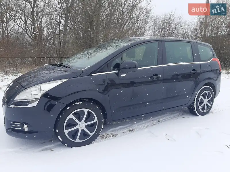 Peugeot 5008