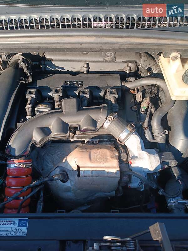 Мікровен Peugeot 5008 2010 в Львові