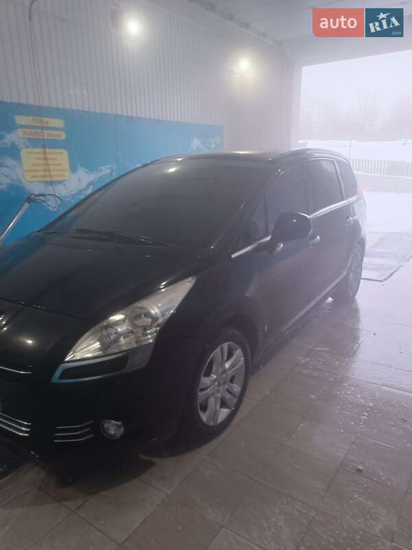 Мікровен Peugeot 5008 2010 в Львові