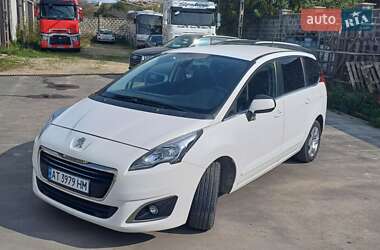 Микровэн Peugeot 5008 2016 в 