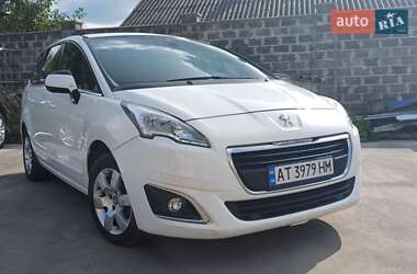 Микровэн Peugeot 5008 2016 в 