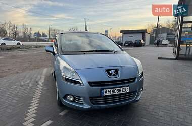 Микровэн Peugeot 5008 2010 в Житомире