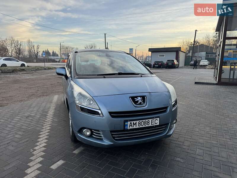 Мікровен Peugeot 5008 2010 в Житомирі