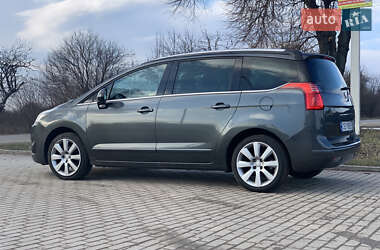 Мікровен Peugeot 5008 2014 в Городенці