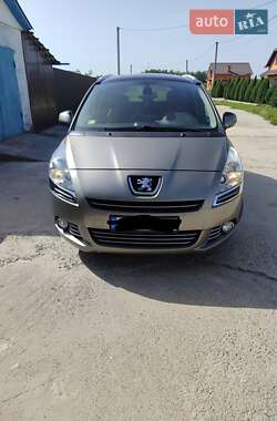 Мікровен Peugeot 5008 2012 в 