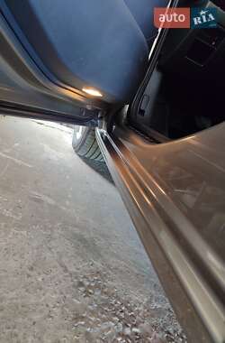 Мікровен Peugeot 5008 2012 в 