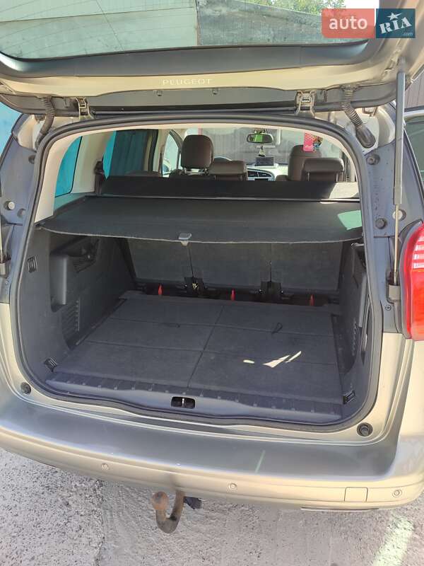 Микровэн Peugeot 5008 2012 в Киеве фото 24 Микровэн Peugeot 5008 2012 в Киеве