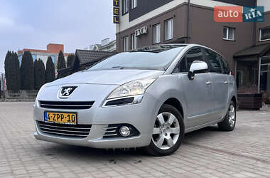 Peugeot 5008 2012