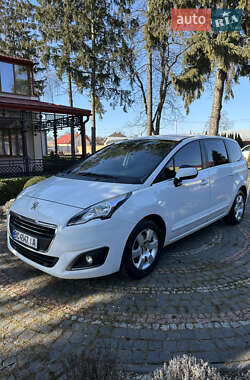 Мікровен Peugeot 5008 2015 в Львові