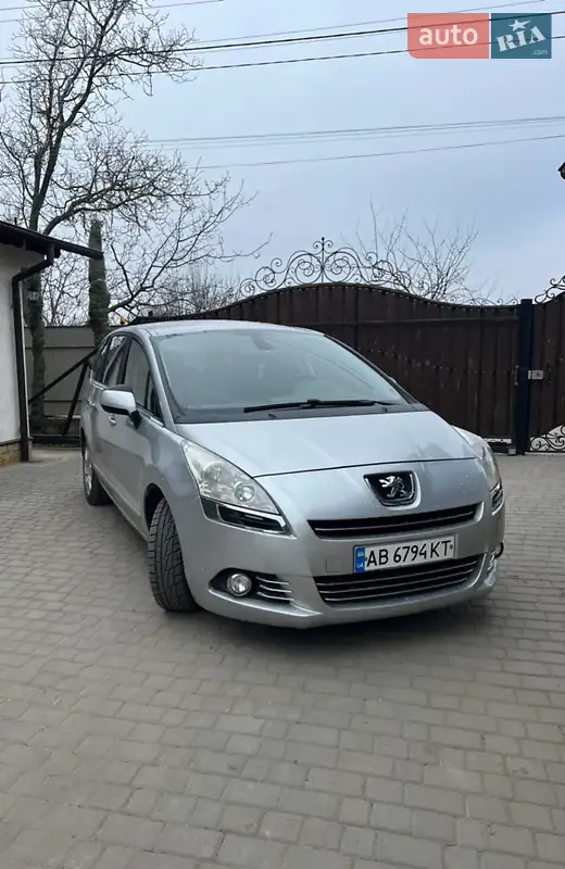Peugeot 5008