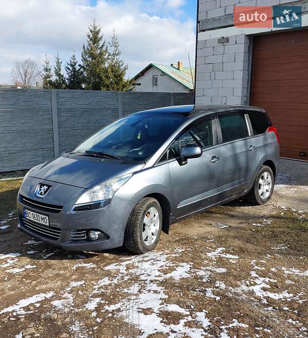Мікровен Peugeot 5008 2011 в Бориславі