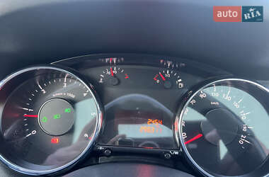 Микровэн Peugeot 5008 2012 в 