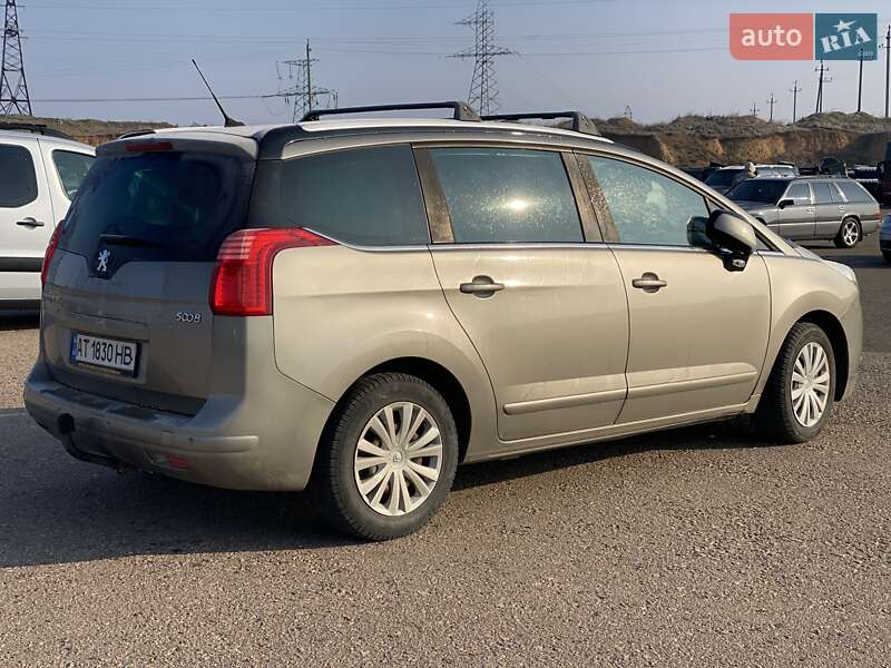 Микровэн Peugeot 5008 2011 в Одессе
