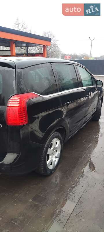 Микровэн Peugeot 5008 2011 в Павлограде