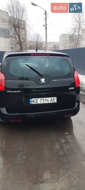 Микровэн Peugeot 5008 2011 в Павлограде