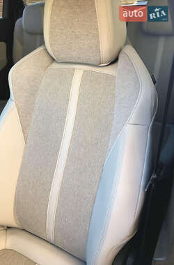 Позашляховик / Кросовер Peugeot 5008 2018 в Бродах