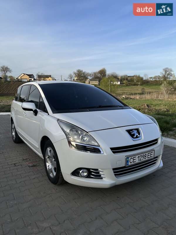 Микровэн Peugeot 5008 2010 в 