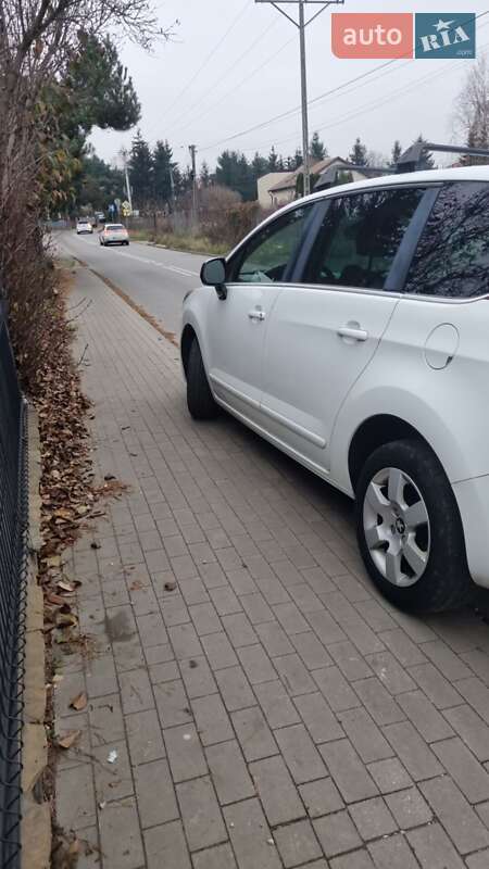 Мікровен Peugeot 5008 2014 в Полтаві