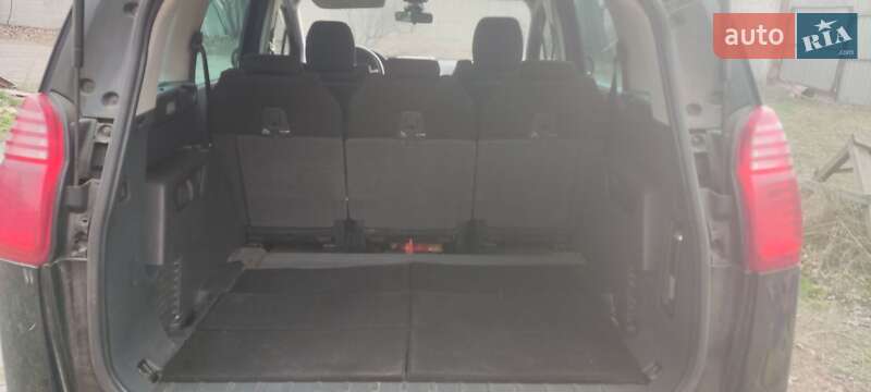 Микровэн Peugeot 5008 2011 в Павлограде