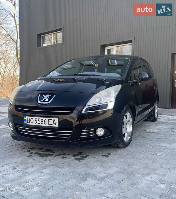Микровэн Peugeot 5008 2012 в Тернополе