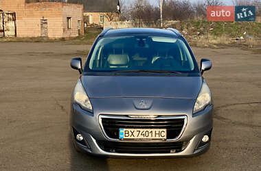 Микровэн Peugeot 5008 2015 в 
