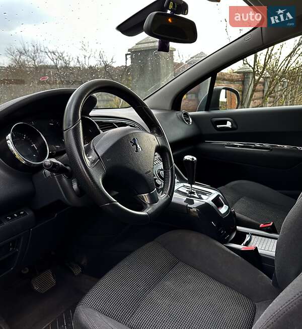 Мікровен Peugeot 5008 2013 в Чернівцях
