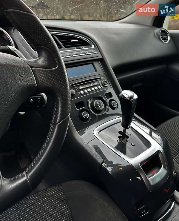 Мікровен Peugeot 5008 2013 в Чернівцях