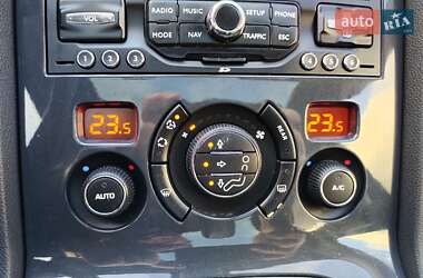 Микровэн Peugeot 5008 2012 в 