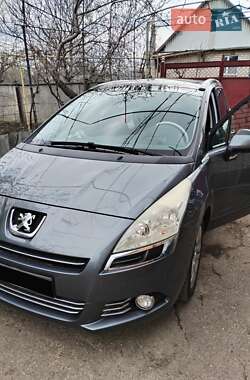 Peugeot 5008 2011 Peugeot 5008 2011