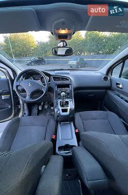 Мікровен Peugeot 5008 2010 в 