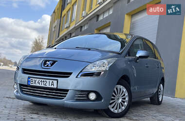 Микровэн Peugeot 5008 2010 в 