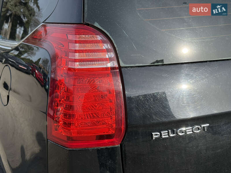 Мікровен Peugeot 5008 2010 в Рівному