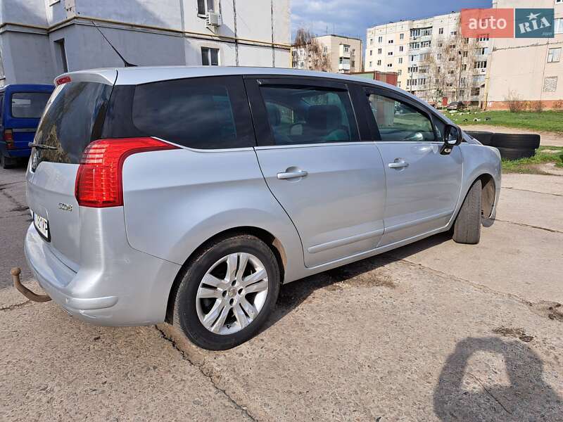 Мікровен Peugeot 5008 2009 в Чугуєві