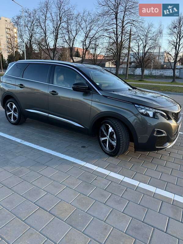 Позашляховик / Кросовер Peugeot 5008 2018 в Черкасах