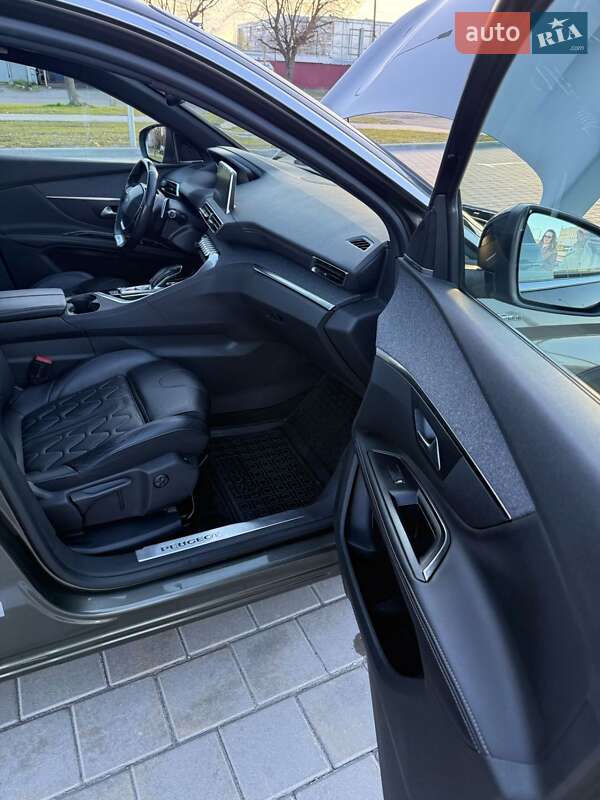 Позашляховик / Кросовер Peugeot 5008 2018 в Черкасах