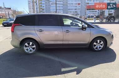 Peugeot 5008 2013 Peugeot 5008 2013