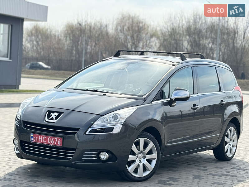 Мікровен Peugeot 5008 2011 в 