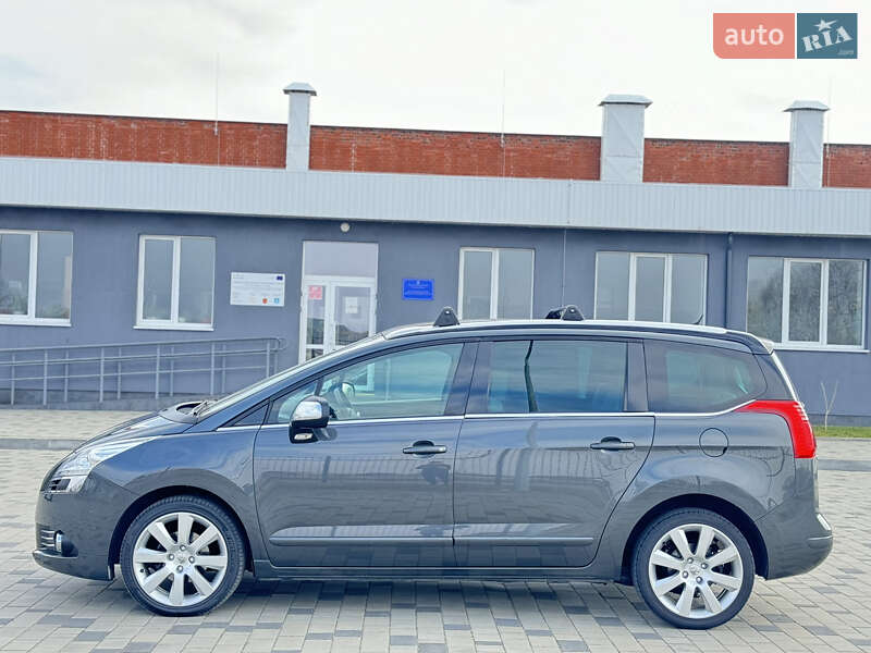 Микровэн Peugeot 5008 2011 в Ковеле