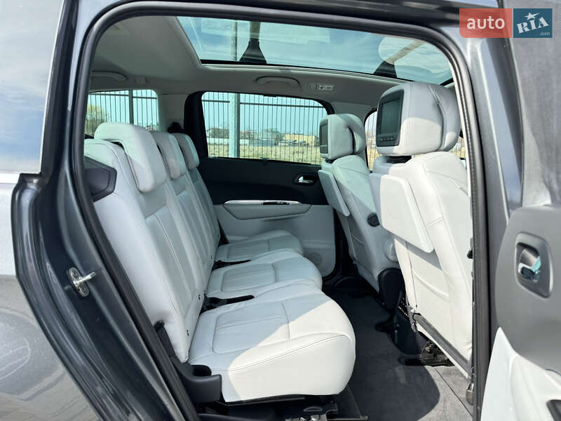 Микровэн Peugeot 5008 2011 в Ковеле