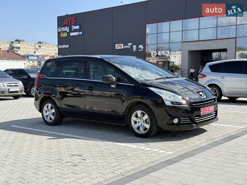 Микровэн Peugeot 5008 2011 в Калуше