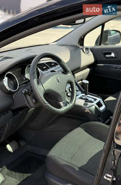 Микровэн Peugeot 5008 2011 в 