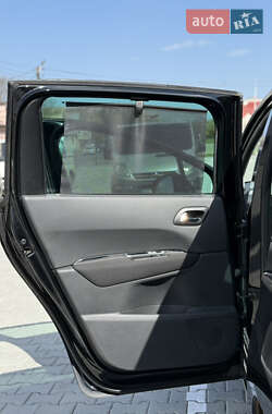 Микровэн Peugeot 5008 2011 в 