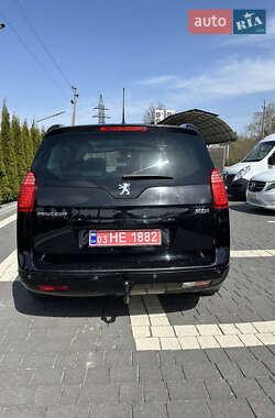 Микровэн Peugeot 5008 2011 в 